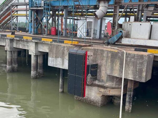 fe-element-fenders_oil&gas-terminals_kalimantan_indonesia_shibatafenderteam_3-c4fe0e59