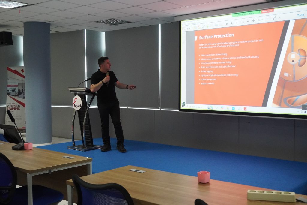 Pelatihan Produk Rema Tip Top