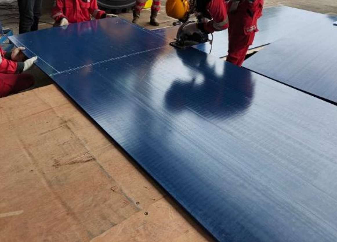 Lining cutting process